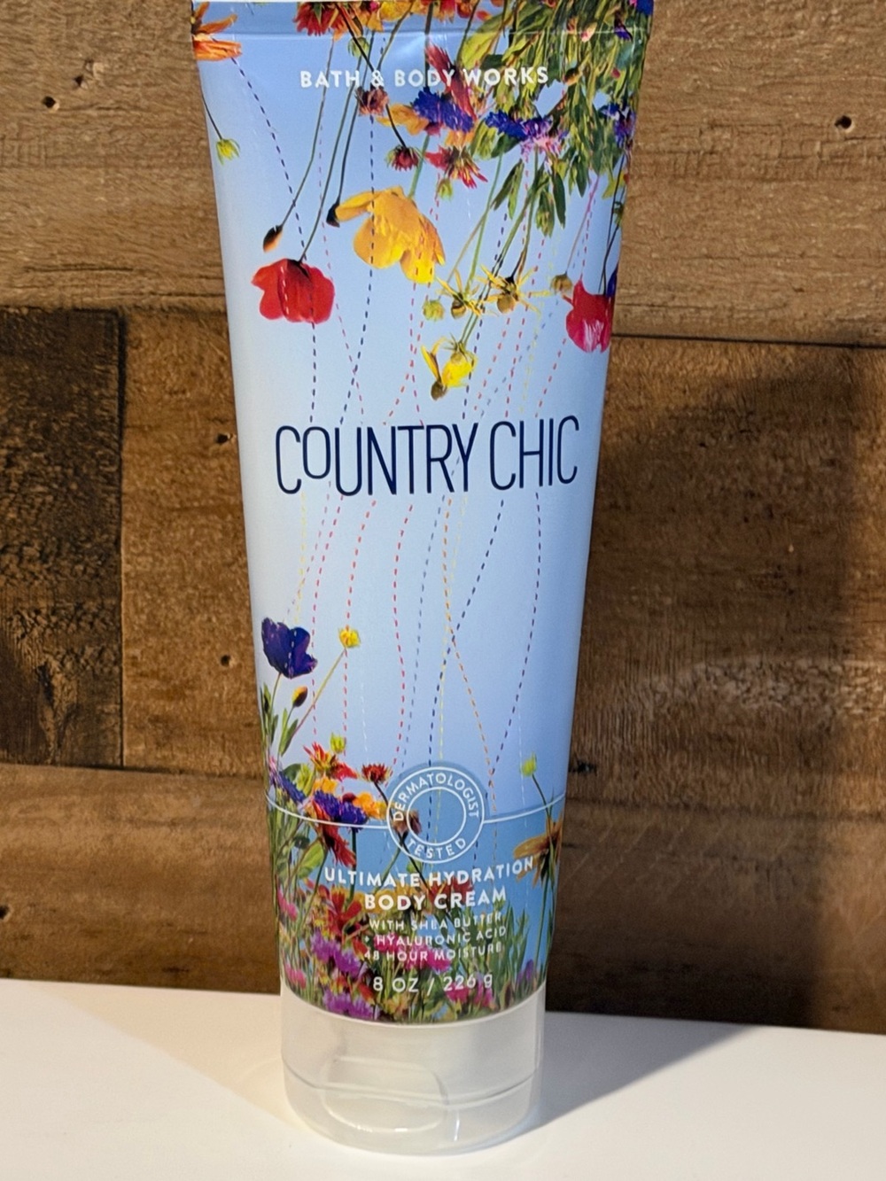 Bath & Body Works Country Chic Ultimate Hydration Body Cream - New!